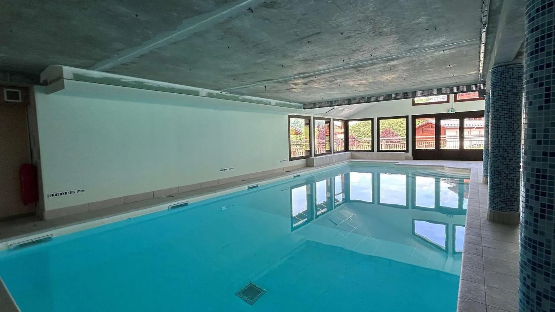 Apartment Appartement Cosy A Flumet, Pieds Des Pistes, 4 Pers., Piscine, Parking, Minibox Wifi. - Fr-1-603-75