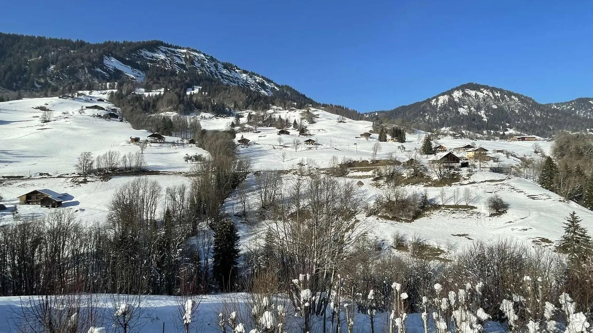 Appartement Cosy A Flumet, Pieds Des Pistes, 4 Pers., Piscine, Parking, Minibox Wifi. - Fr-1-603-75 Apartment Flumet
